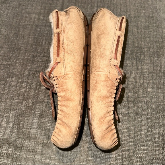 Ugg moccasins - Picture 6 of 11